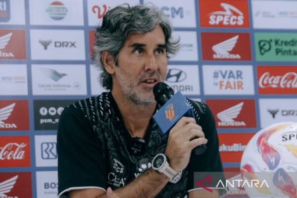 Teco Cugurra Pindah dari Bali United, Terus Berkarier di Indonesia Teco Cugurra Pindah dari Bali United, Terus Berkarier di Indonesia