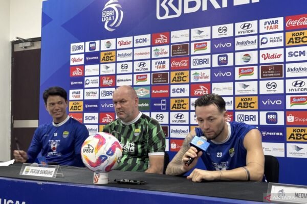 Marc Klok: Setiap Sisa Pertandingan Adalah Final untuk Persib Bandung Marc Klok: Setiap Sisa Pertandingan Adalah Final untuk Persib Bandung