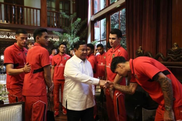 Pesan Presiden: Timnas Harus Terus Maksimal Meski Lolos ke Playoff Pesan Presiden: Timnas Harus Terus Maksimal Meski Lolos ke Playoff