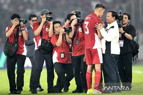 Prabowo Ucapkan Syukur atas Kemenangan Timnas Melawan China: Semoga Lolos ke Piala Dunia Prabowo Ucapkan Syukur atas Kemenangan Timnas Melawan China: Semoga Lolos ke Piala Dunia
