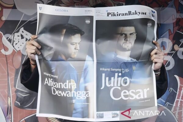 Persib Datangkan Julio Cesar untuk Memperkuat Sektor Pertahanan Persib Datangkan Julio Cesar untuk Memperkuat Sektor Pertahanan
