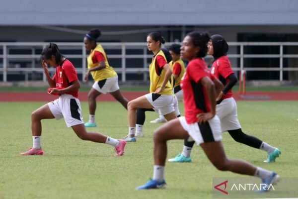 Timnas Putri Indonesia Mengakui Kekuatan Thailand di Piala AFF Pelatih Joko Susilo Mengakui Kekalahan Telak dari Thailand Sangat Mengecewakan
